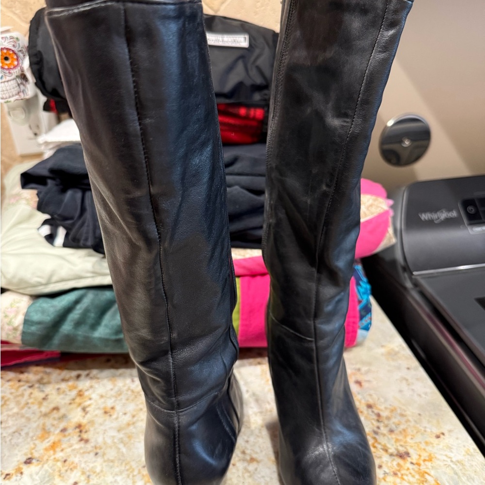ANTONIO MELANI Black Heeled Boots